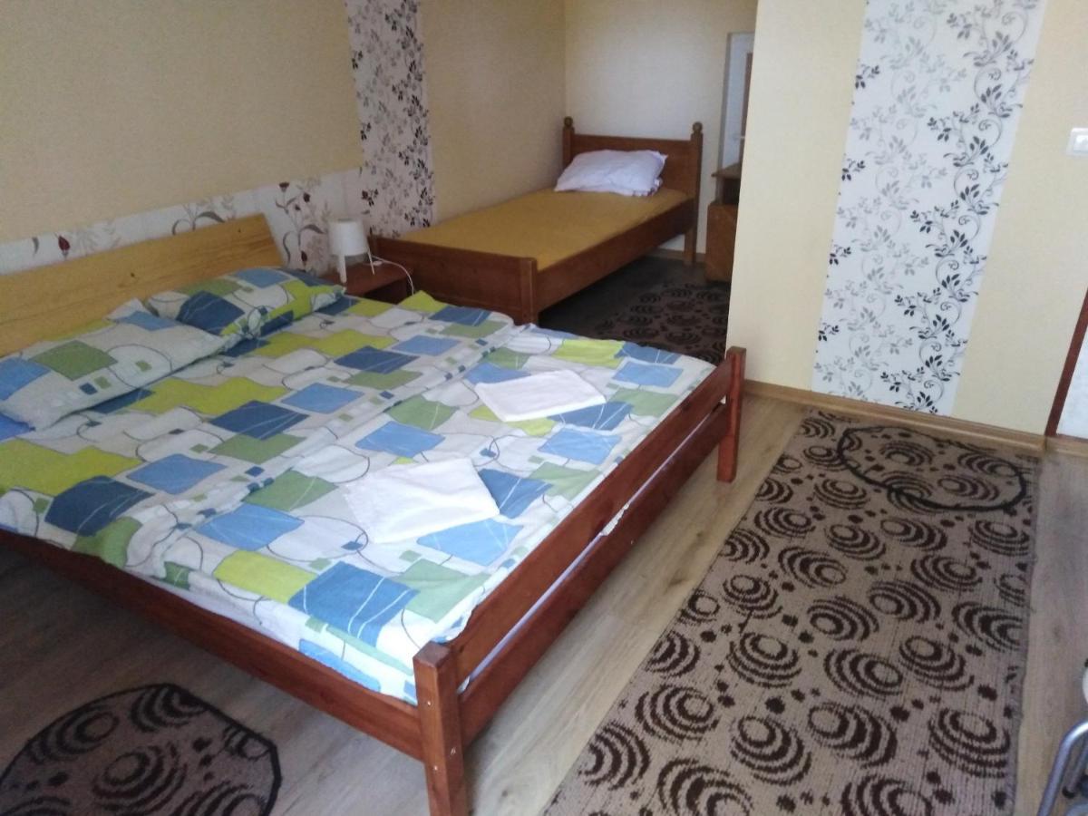 Casa De Vacanta Zsenik Vendeghaz Совата Экстерьер фото